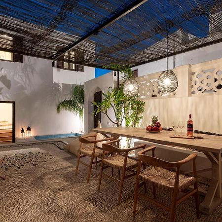 Lindian Plumeria لينثوس المظهر الخارجي الصورة